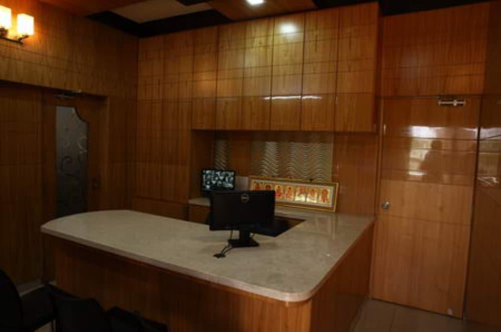 Annapoorna Castle Reception