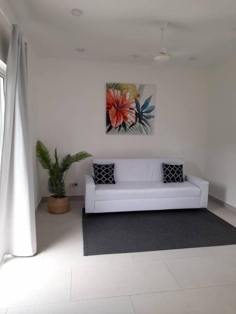 Seaside House With Privatepool Interior