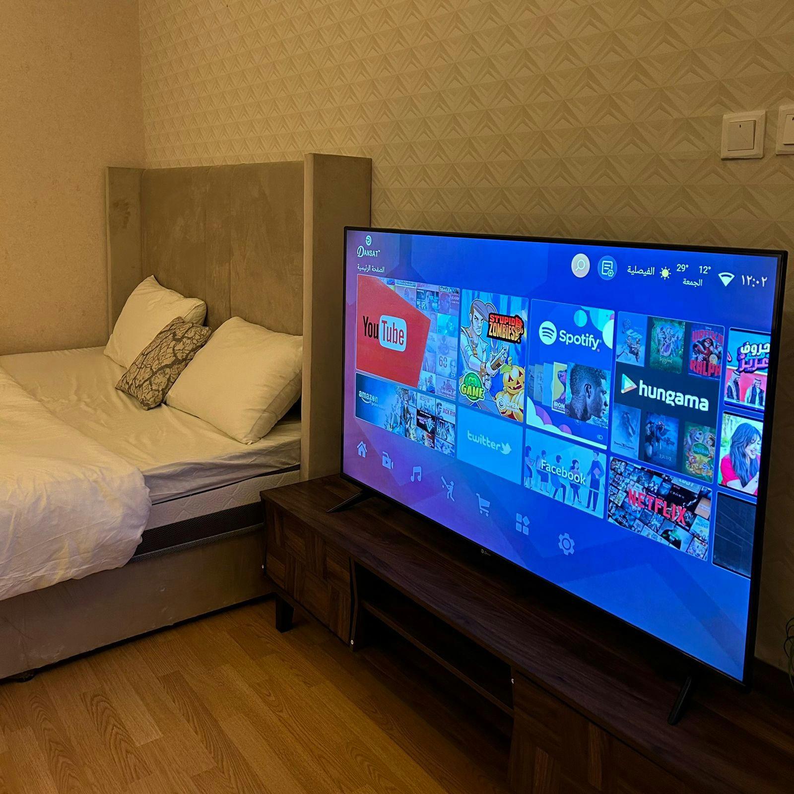 Amazing Studio with Comfortable and Simple Furniture | 4829 Room