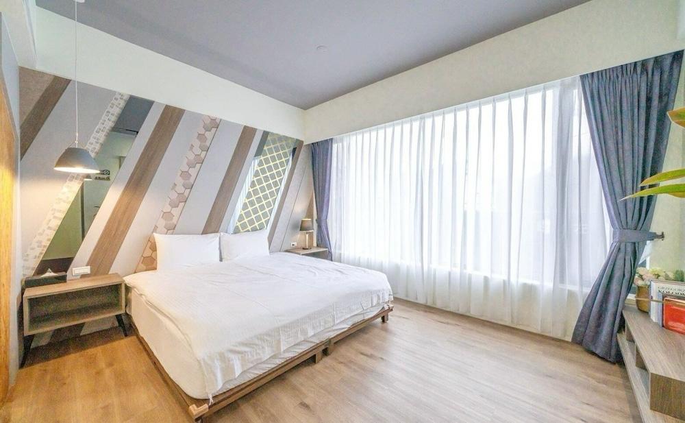 Go Around B&B Room