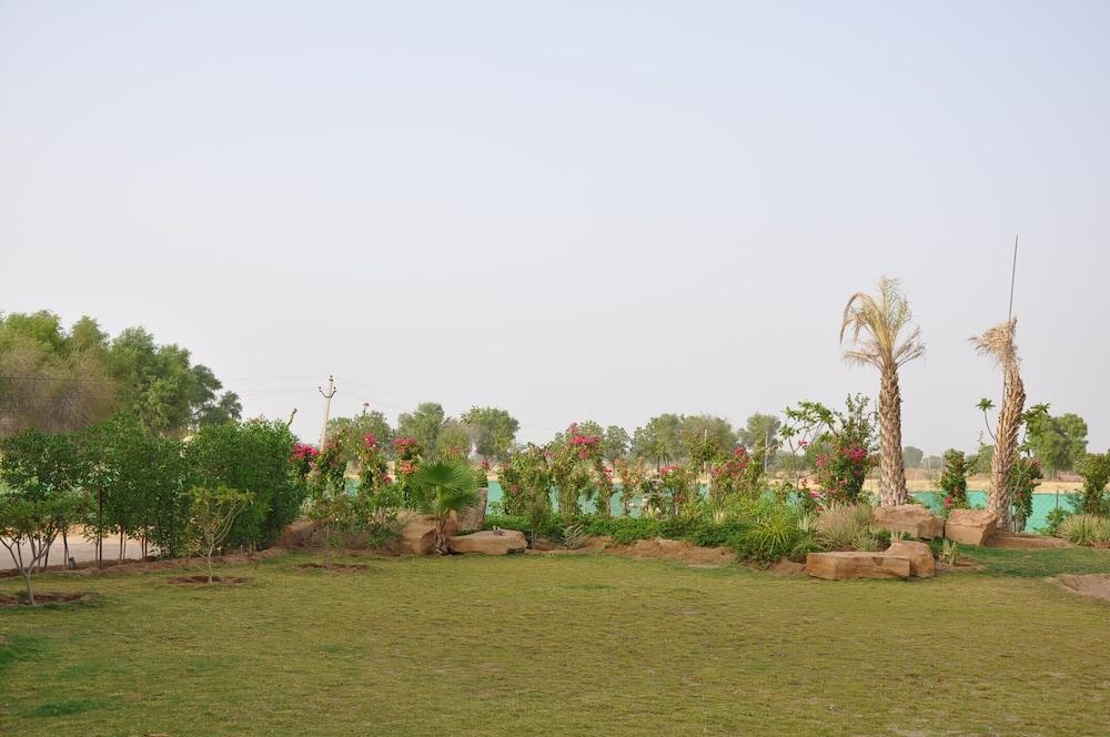 Chotsa's farm House Exterior