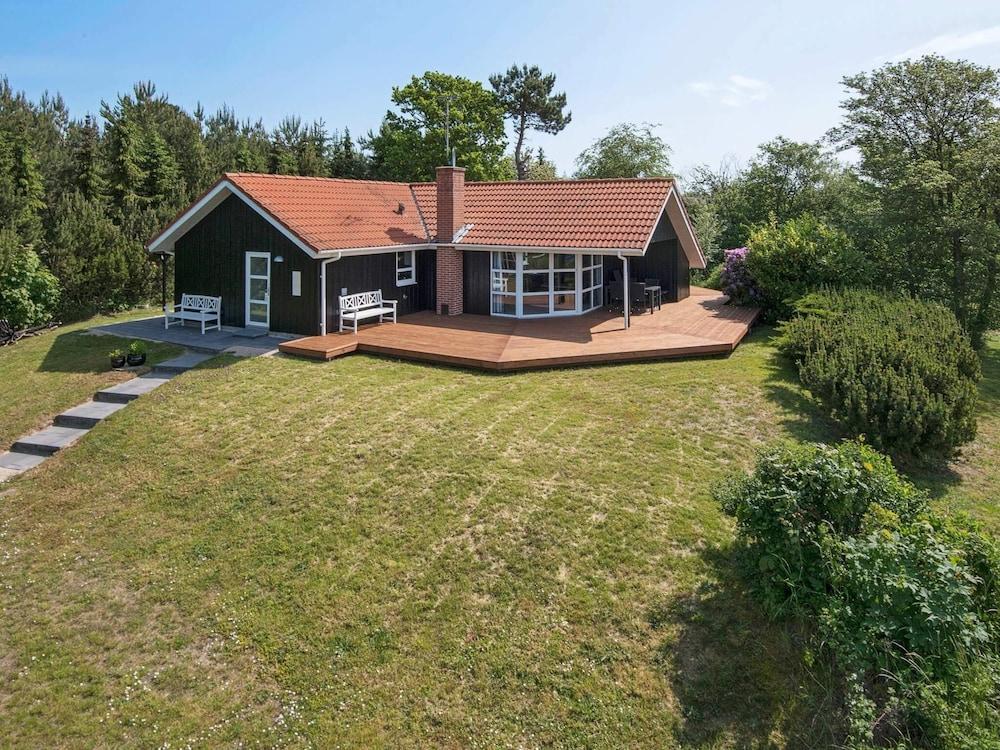 8 Person Holiday Home in Knebel