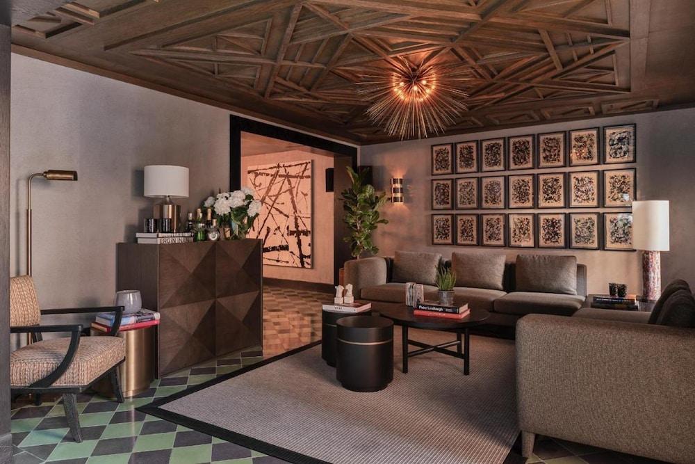 Root Karakoy Lobby