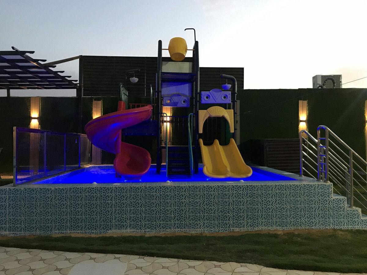 Comfy Chalet with Comfortable and Simple Furniture| 4607 Waterslide