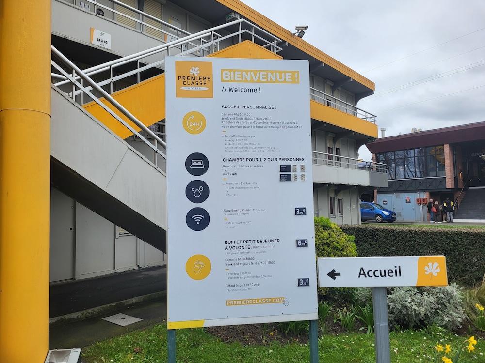 بريمير كلاس فالونسييه كويست- بيتيت فوريه منطقة الاستقبال