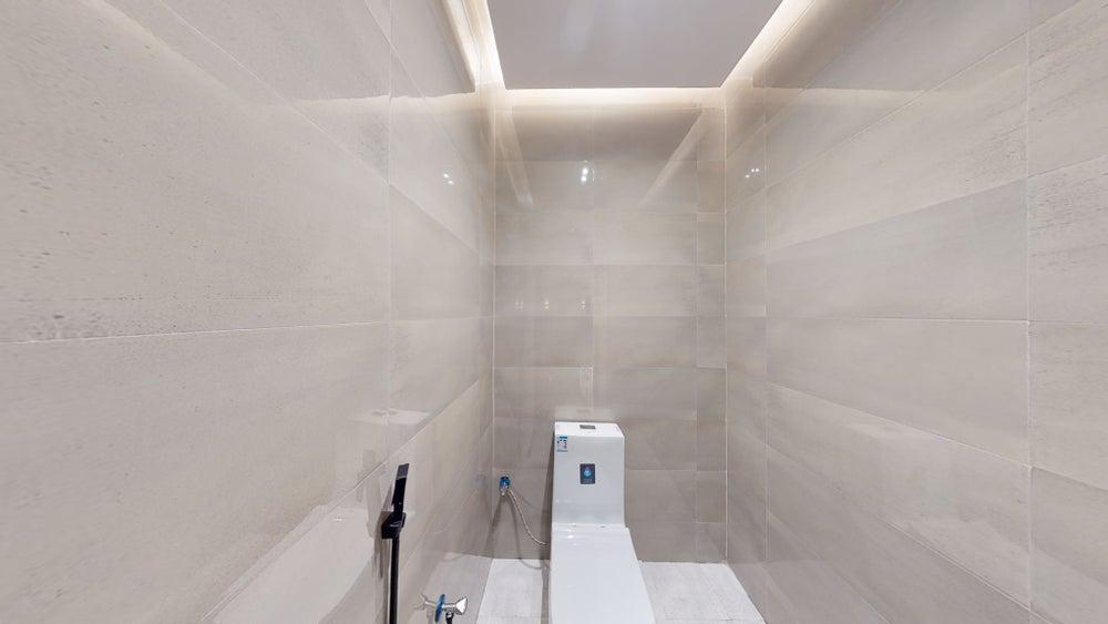 Comfy Chalet with Pool | 658 Bathroom