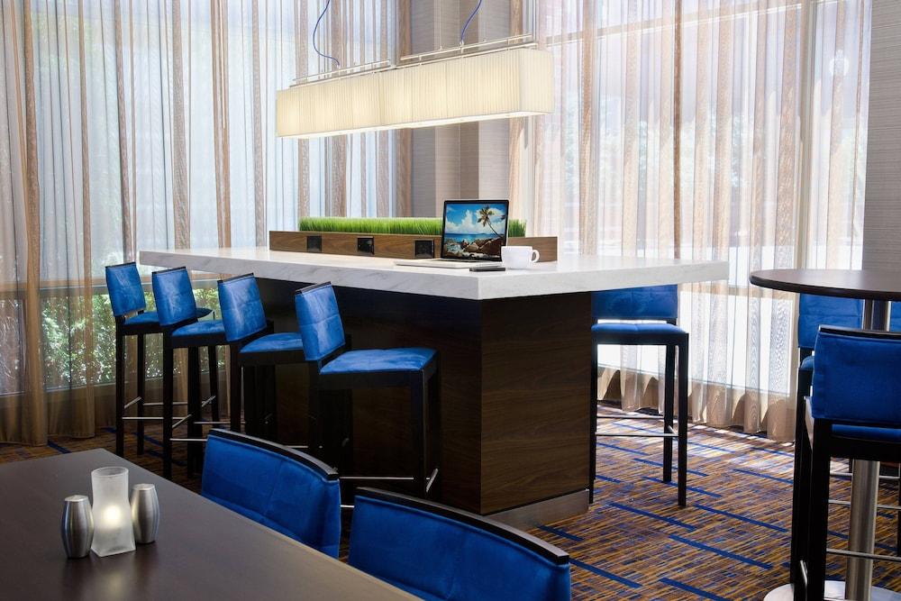 كورتيارد باي ماريوت برمنجهام داون تاون آت يو إيه بي الردهة