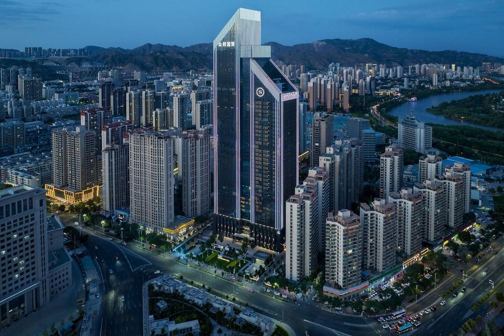 شيراتون لانتزو آنينج