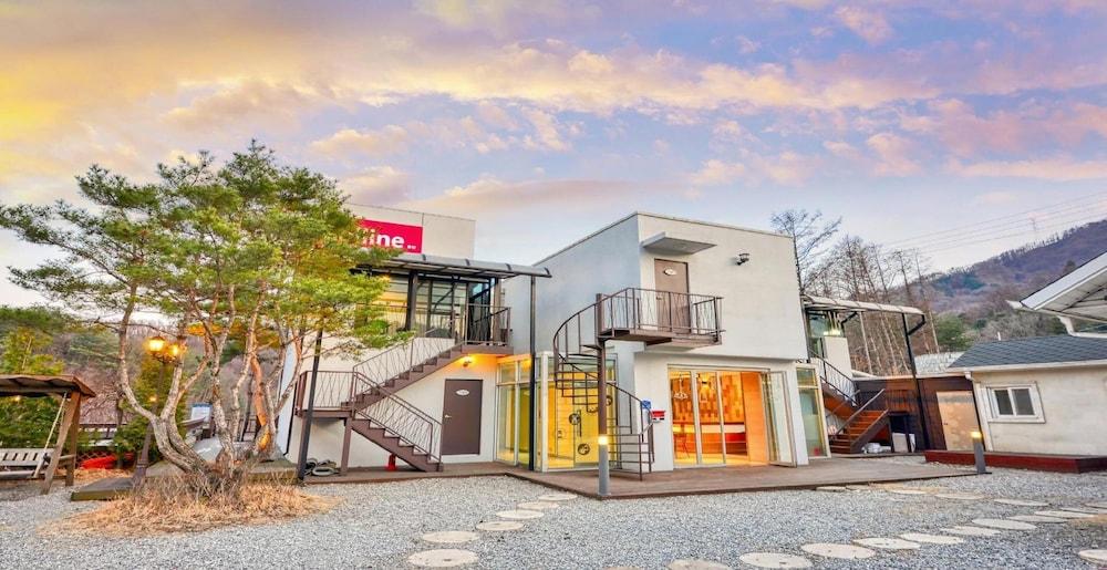 Gapyeong Colline Pension Exterior