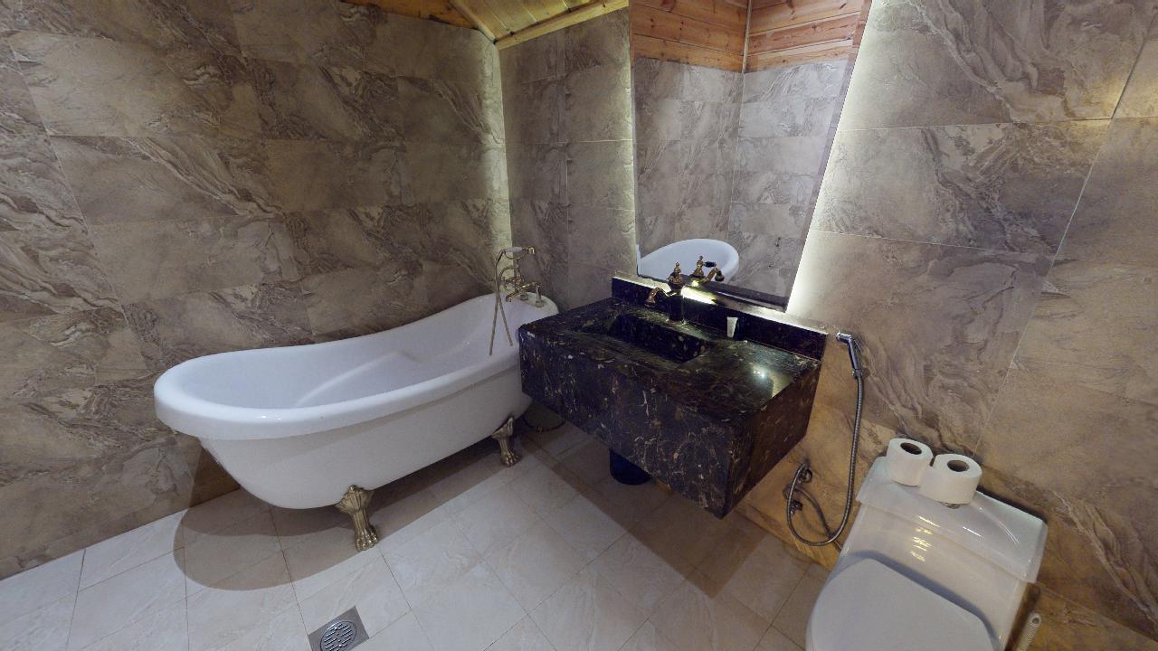 Attractive Chalet with Pool | 297 Bathroom