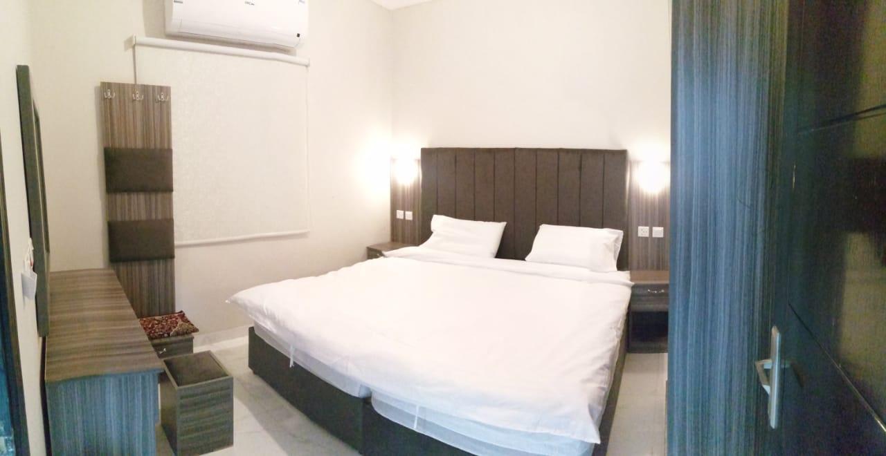 Amazing Apartment with Comfortable and Simple Furniture | 2632 Room