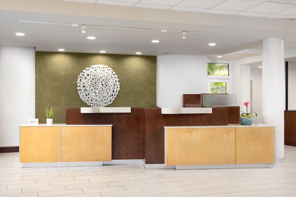 Fairfield Inn & Suites by Marriott Key West at the Keys Collection Reception