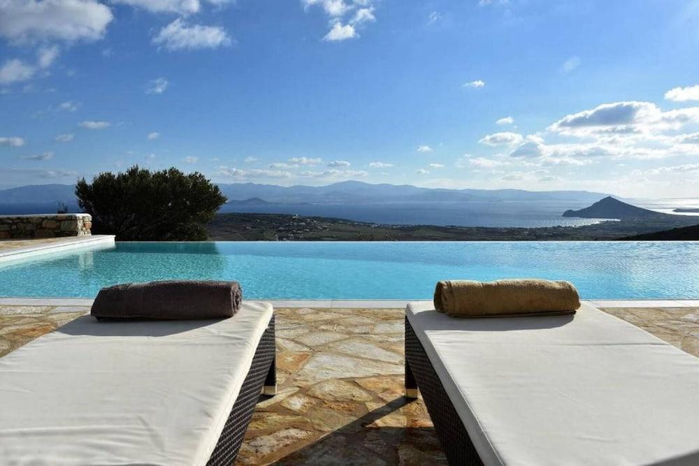 Aesthesis Villa - Naousa- 6pl - Amazing View Waterslide