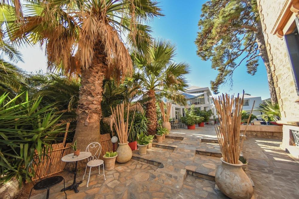 The Loriet Property Grounds