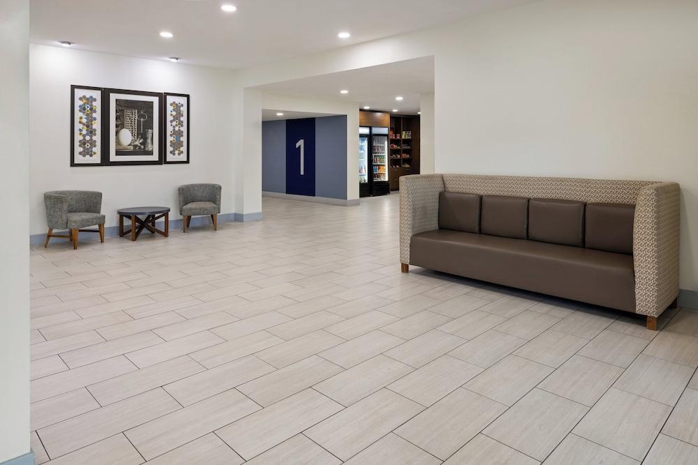 هوليداي إن إكسبرس أوجستا داون تاونا باي آيتش جي المنطقة الخارجية