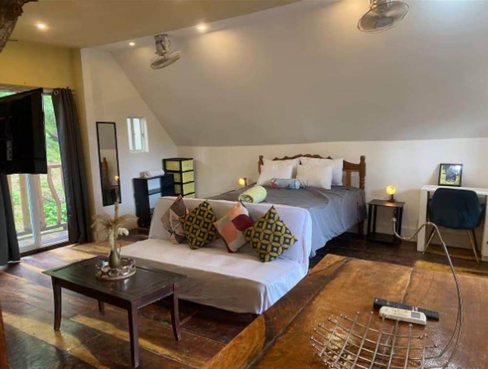 Beach, Relaxation, and Family - Cabin for 5 People at Playa Madera Rivas