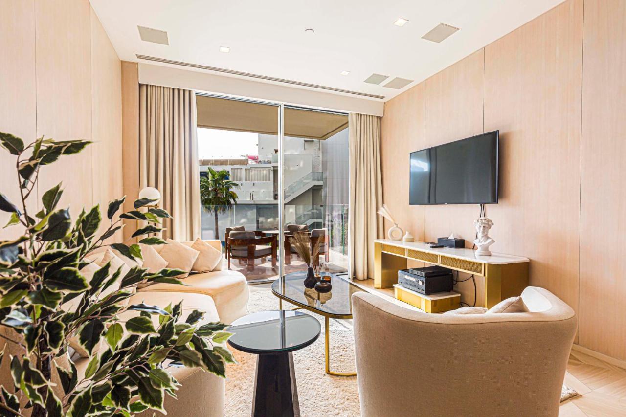 أوبيولانت 2 بد روم ابارتمنت إن فايف بالم جميرة أخرى