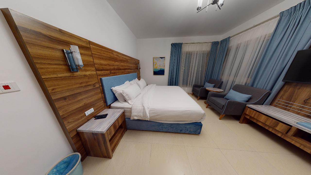 Elegant Chalet with Pool | 971 Bedroom
