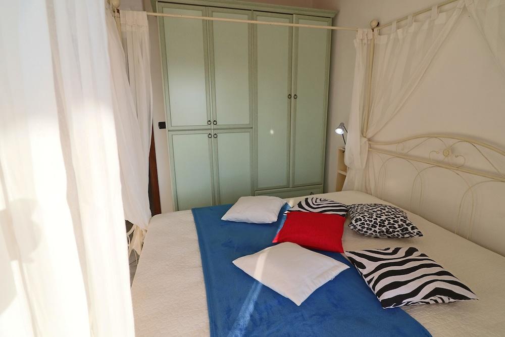 Rosettas House in Otranto Interior