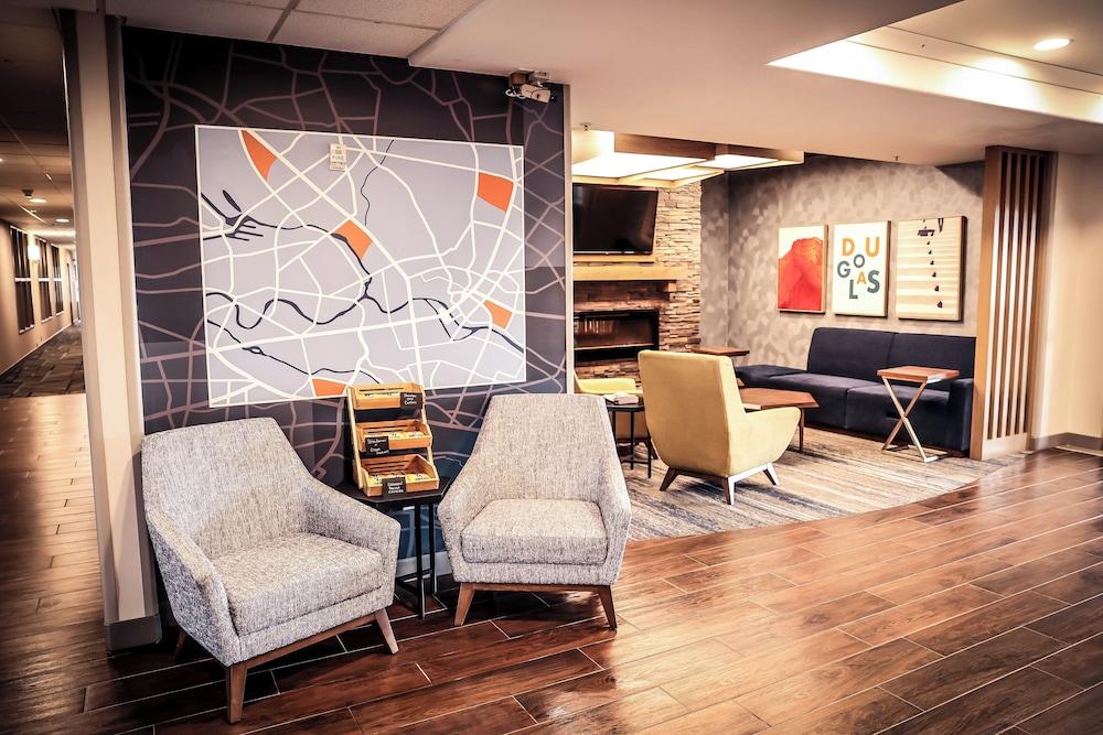 هوليداي إن إكسبرس هوتل آند سويتس دوجلاس باي آيتش جي المنطقة الخارجية