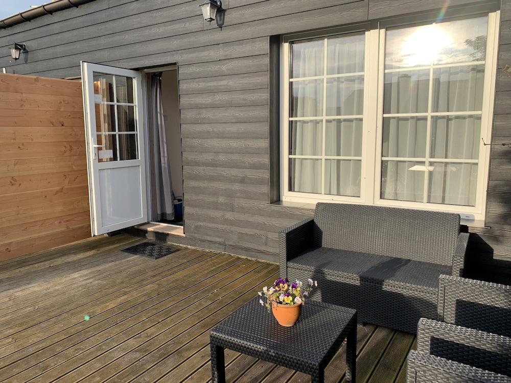 Apartment in Zoutelande Near the Beach Exterior