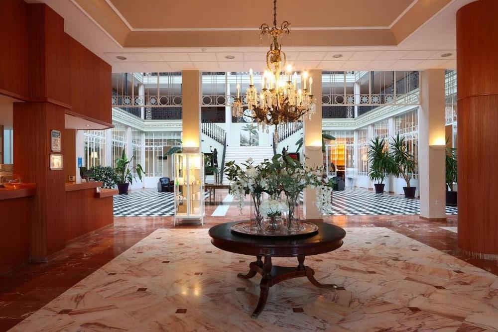 Gran Hotel Aqualange - Balneario de Alange Reception