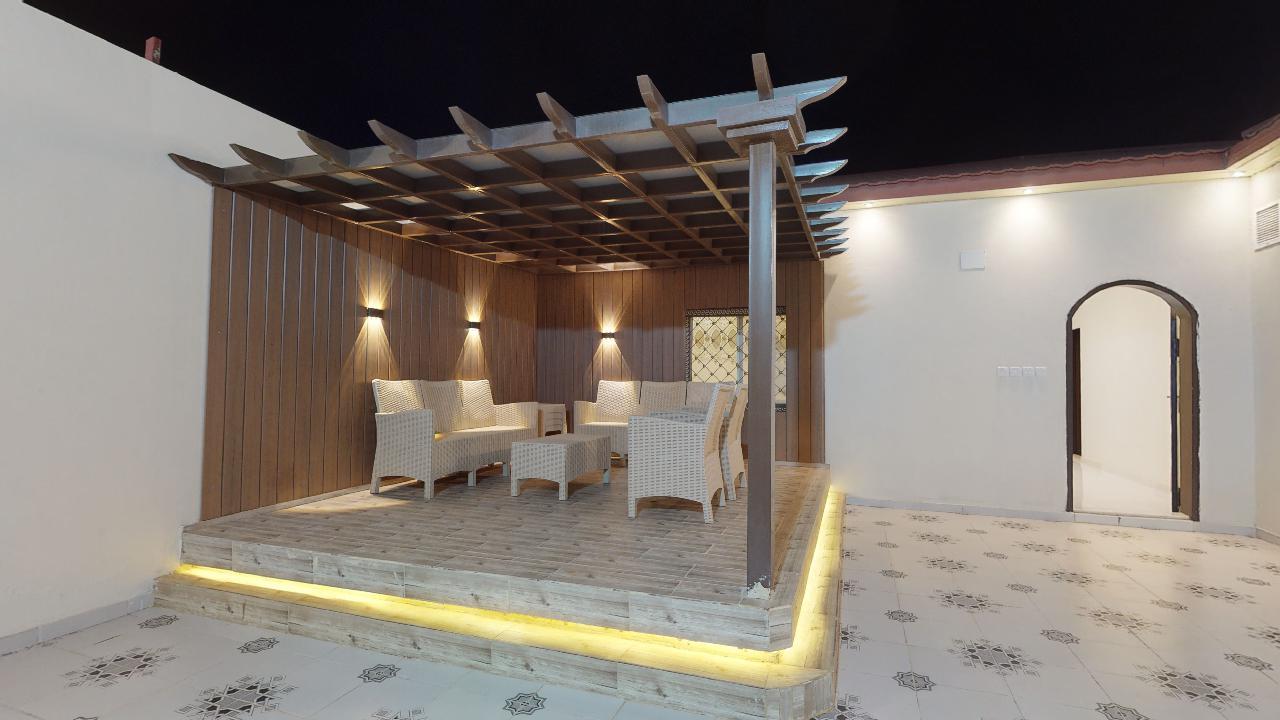 Comfy Chalet with Comfortable and Simple Furniture | 1369