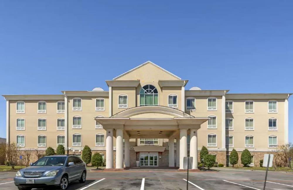 ليك تيكسوما إن آند سويتس تو ماتش آيتش جي