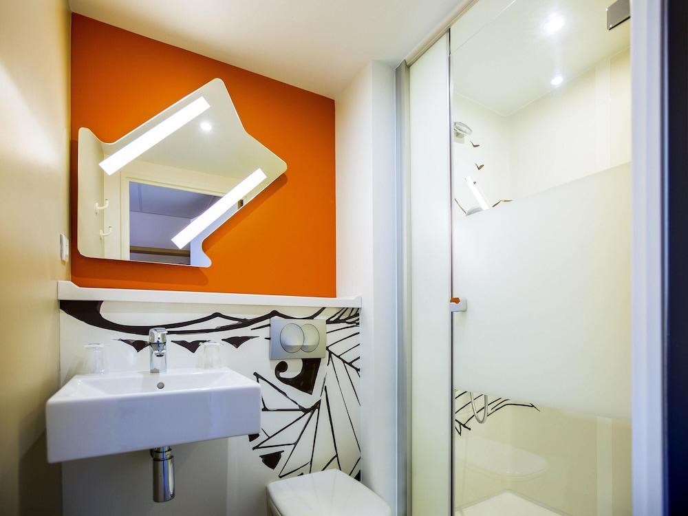 إيبيس بدجيت ديبي سنتر بورت غرفة