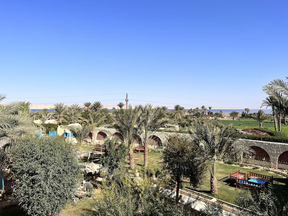 Zad Elmosafer Guest House