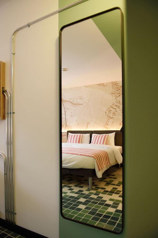 ibis Styles Sierre Room