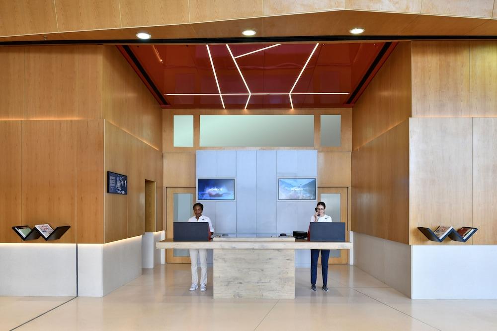 Ibis Doha Reception