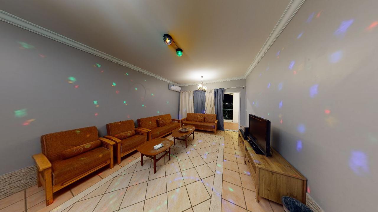 Attractive Chalet with Comfortable and Simple Furniture | 1250