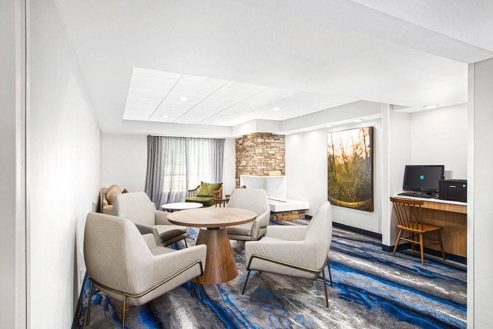 فيرفيلد إن باي ماريوت إيفانسفيل إيست