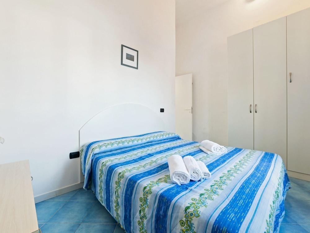 كواينت أبارتمنت إن بوليكاسترو بوسنتينو نير سي غرفة