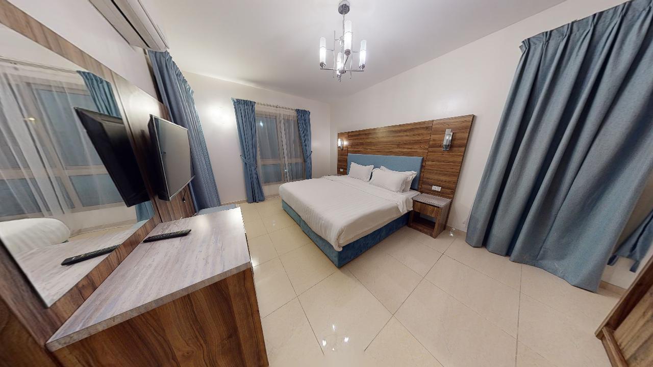 Amazing Chalet with Comfortable and Simple Furniture | 977 Room