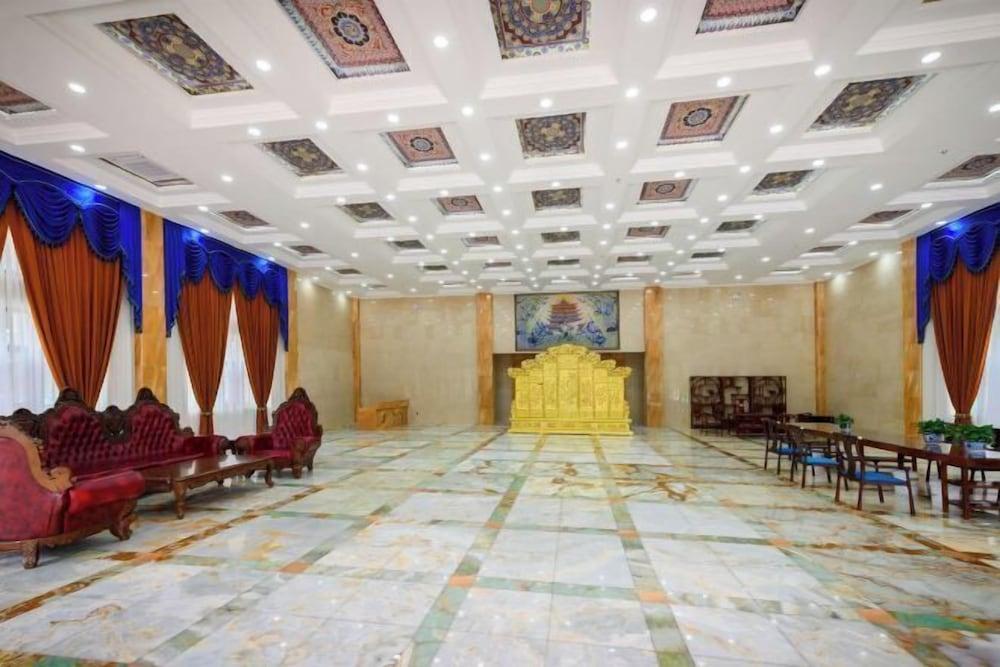 Sun Spring Hotel Dunhuang Interior