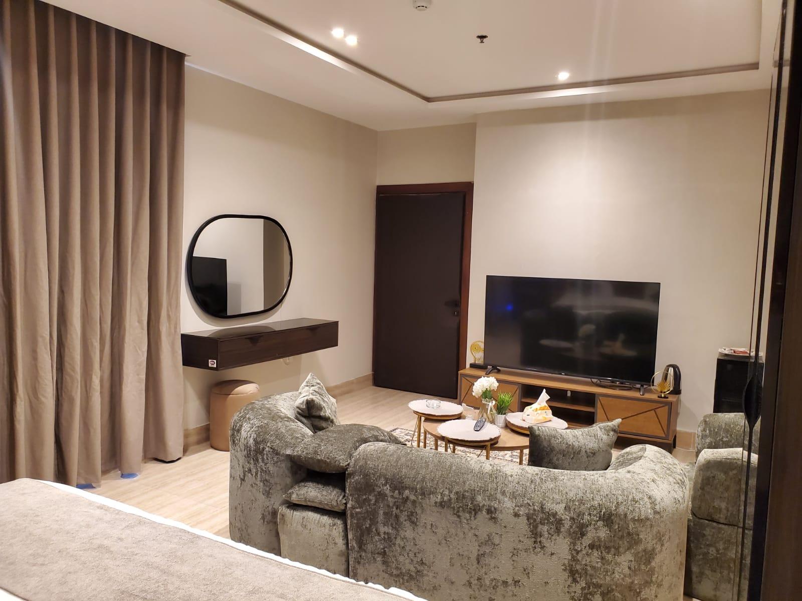 Elegant Studio with Self Check-in | 5626 Bedroom