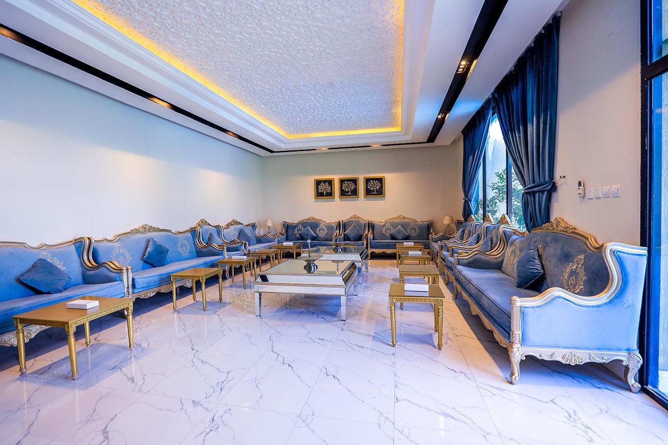 Attractive Chalet with Pool | 374