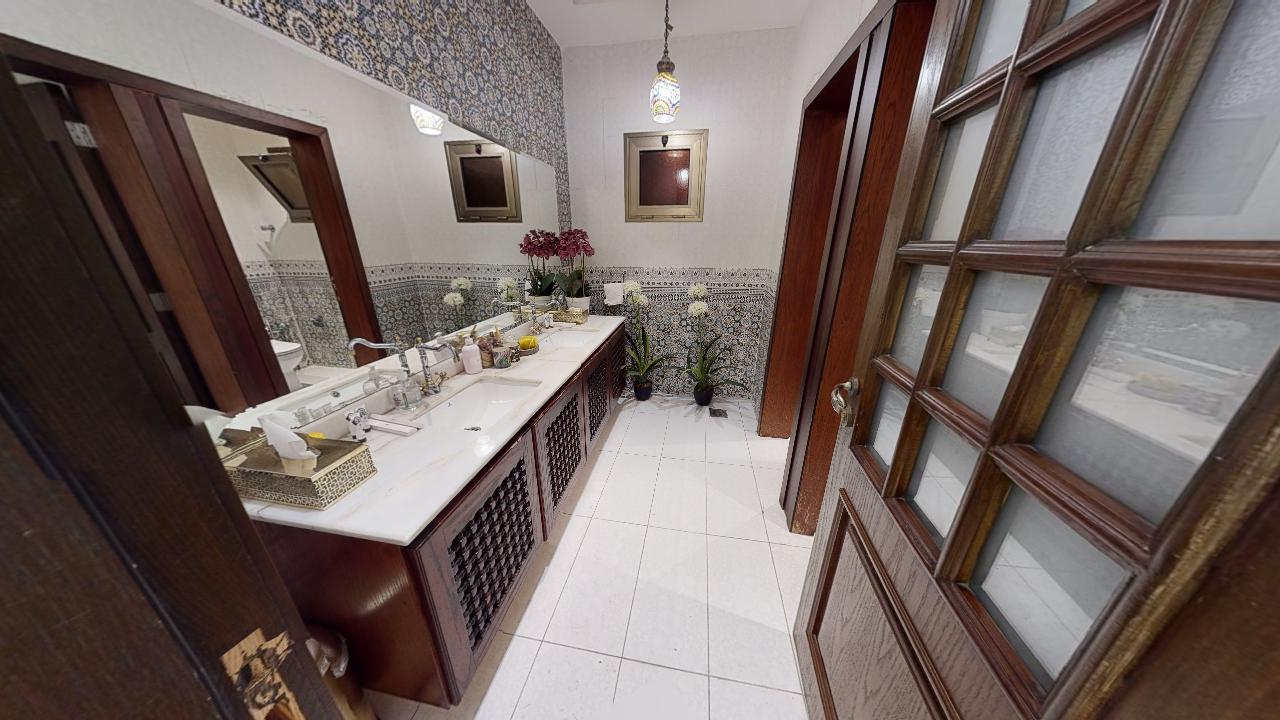 Comfy Chalet with Pool | 1159 Bathroom