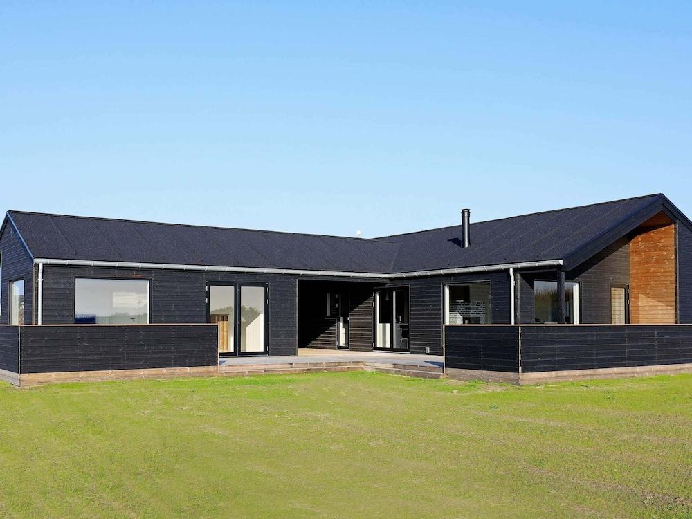 12 Person Holiday Home in Lokken-by Traum