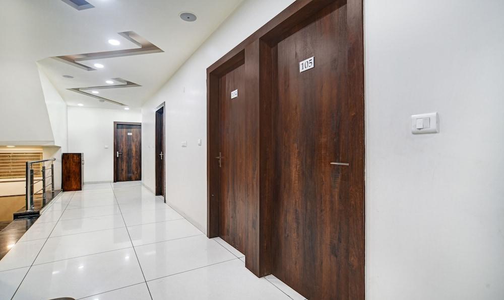 Treebo Gyani's Lobby