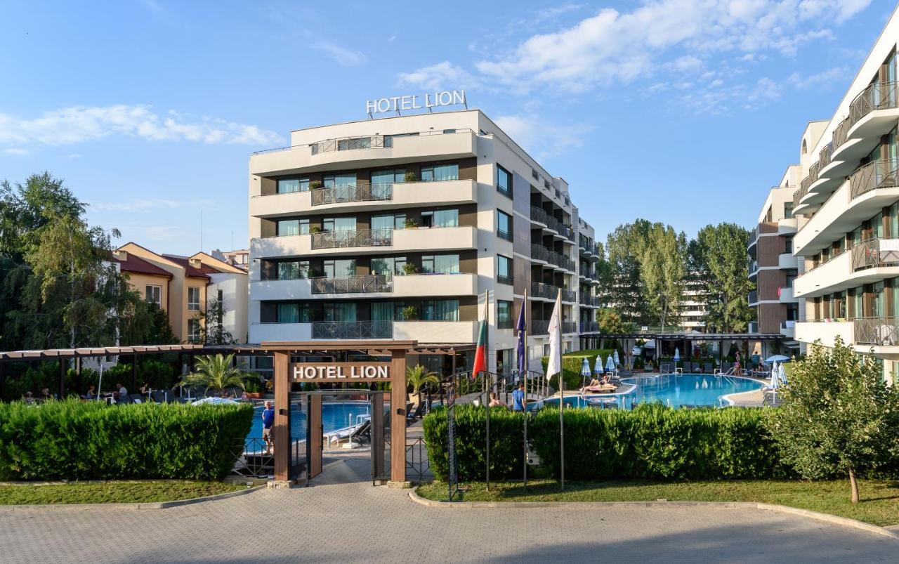 Lion Sunny Beach