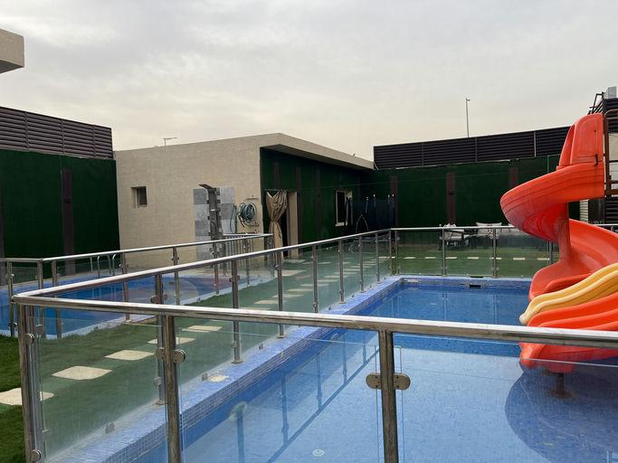 Comfy Istiraha with Pool | 180 Waterslide