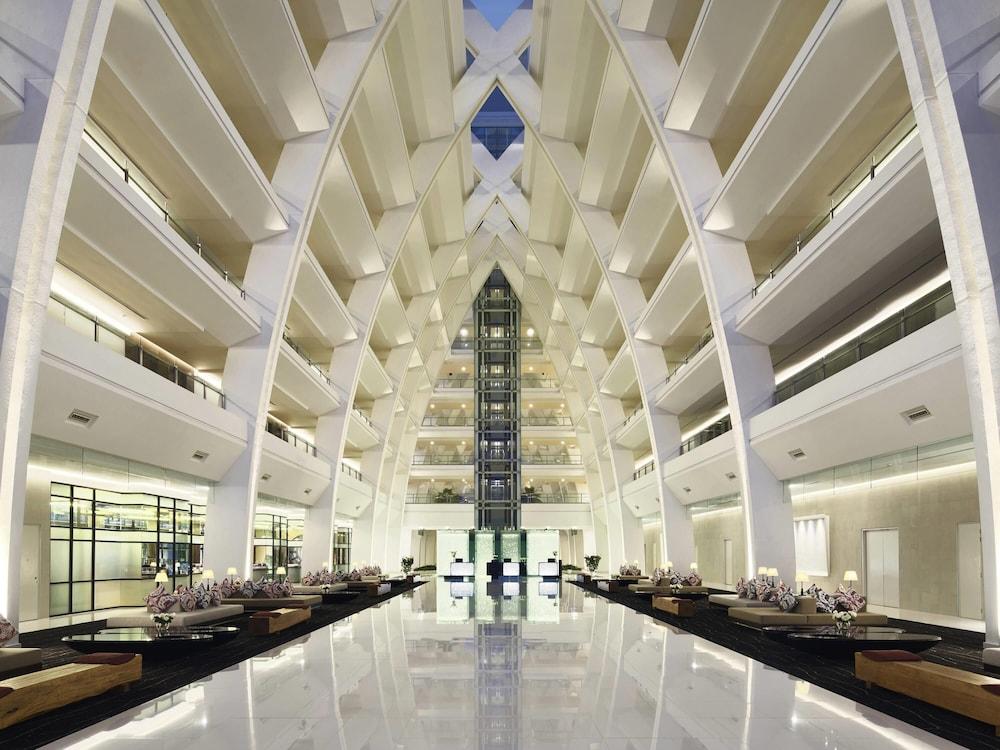 موفنبيك هوتل آند كونفينشن سنتر كليا المنطقة الخارجية