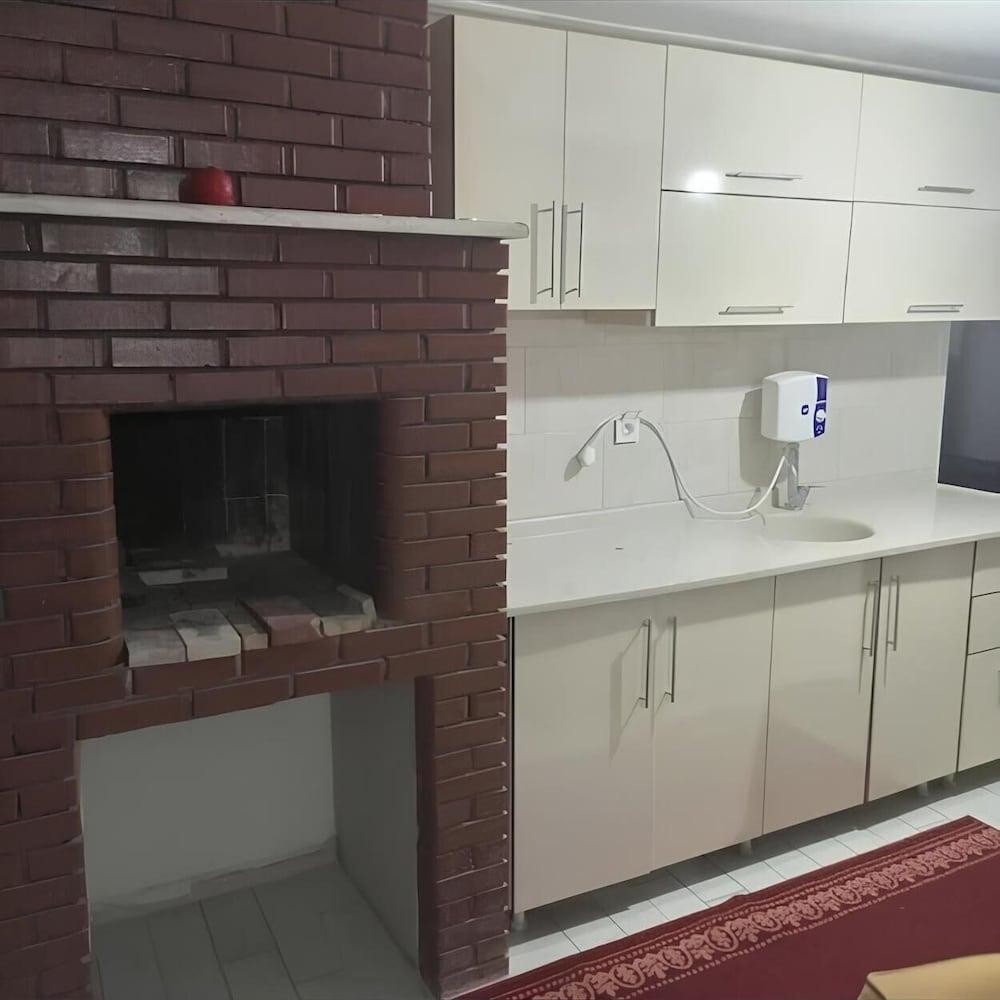 Munzur hostel BBQ/Picnic Area