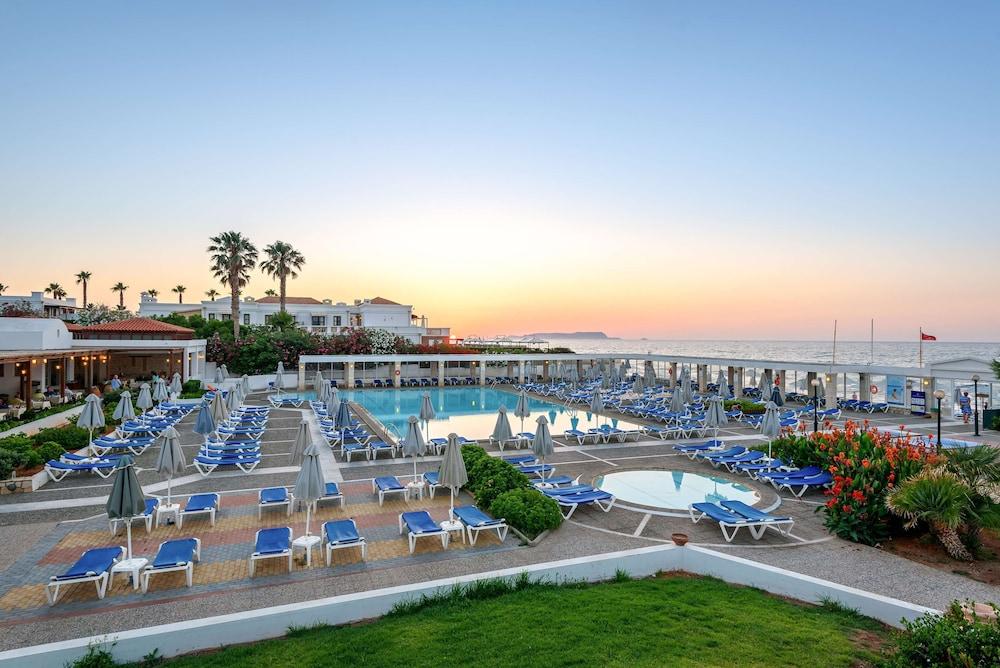 Annabelle Beach Resort - All Inclusive Exterior