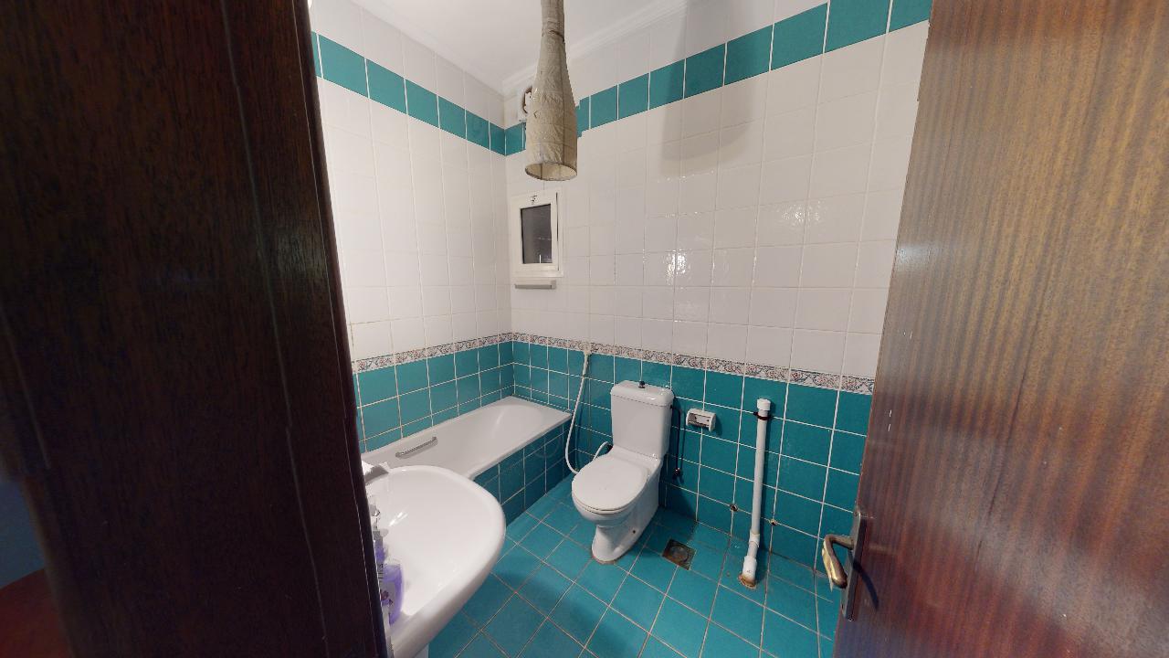 Elegant Chalet with Comfortable and Simple Furniture | 1890 Bathroom