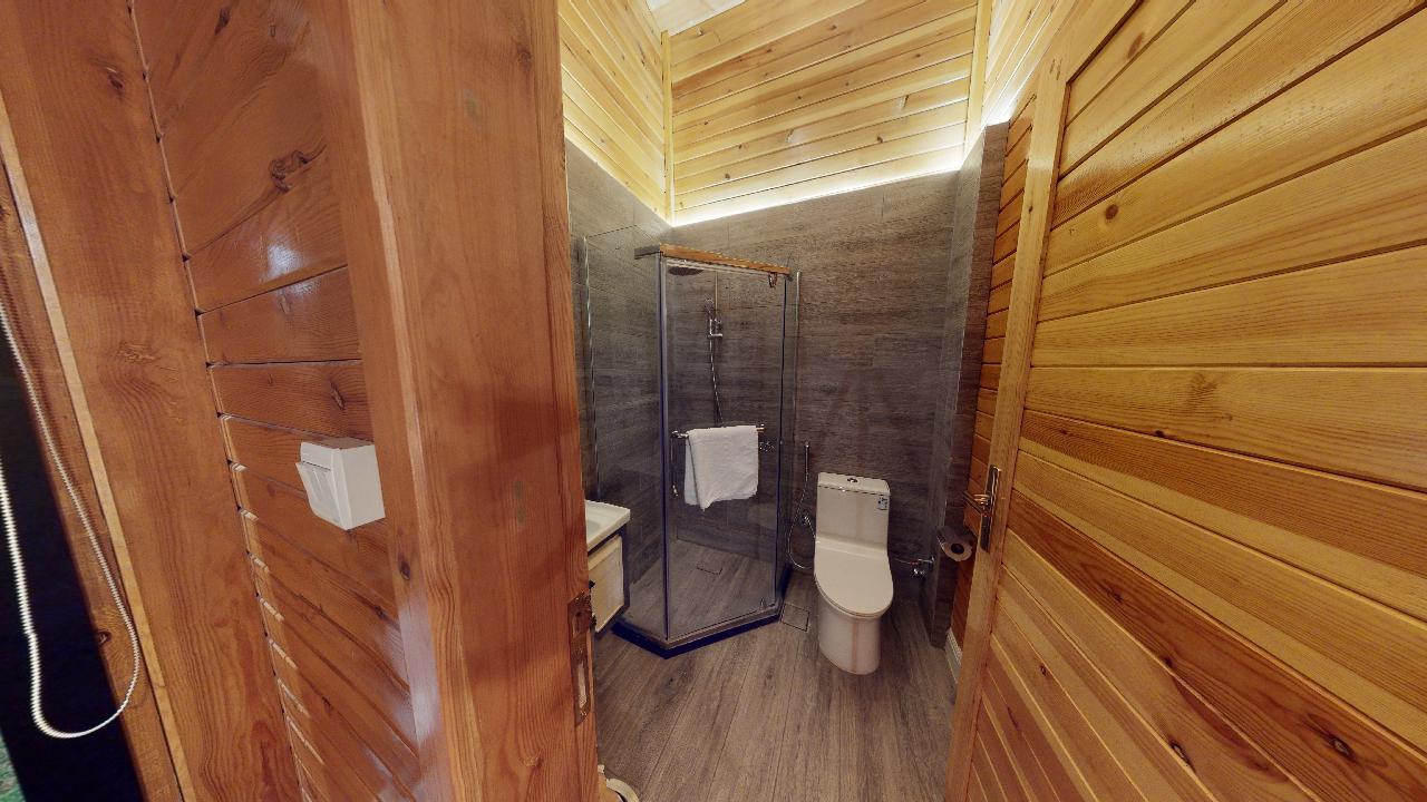 Elegant Chalet with Pool | 783 Bathroom