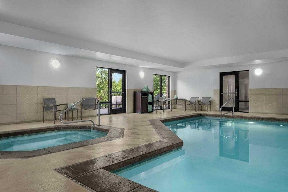 SpringHill Suites Lehi at Thanksgiving Point Waterslide